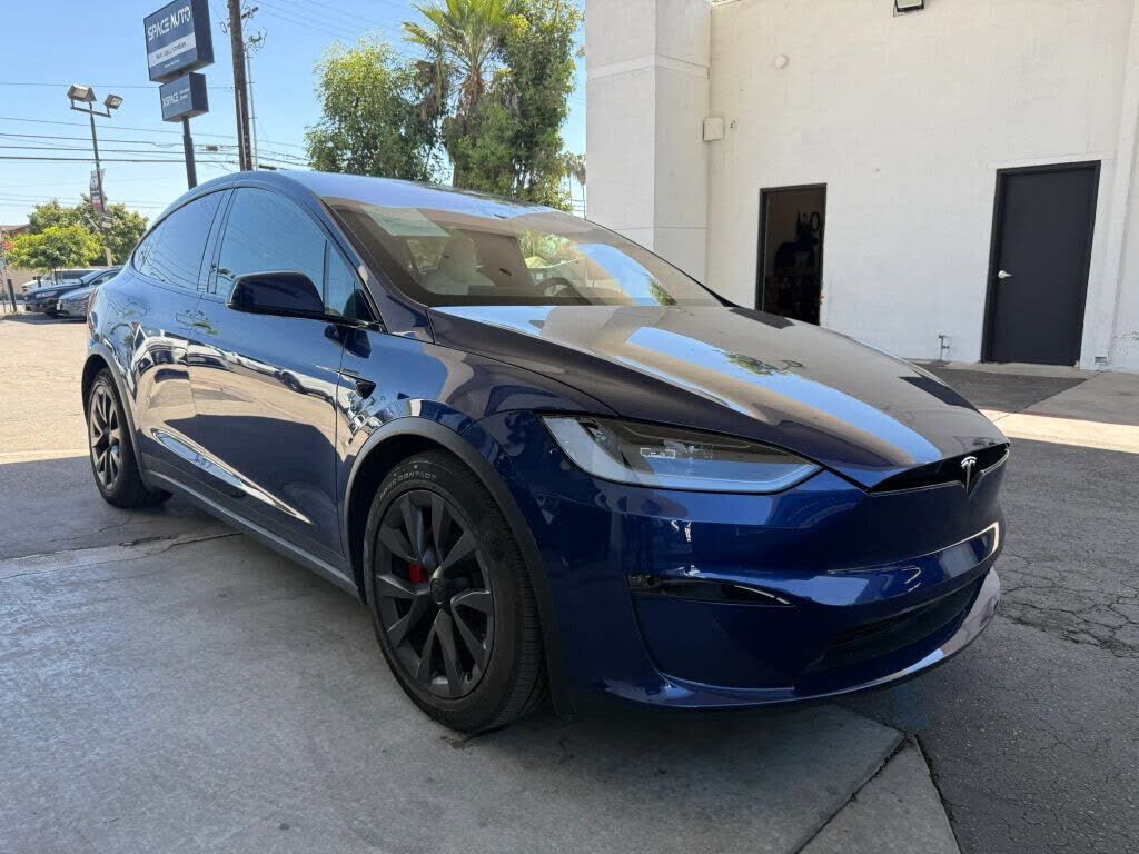 2023 TESLA Model X