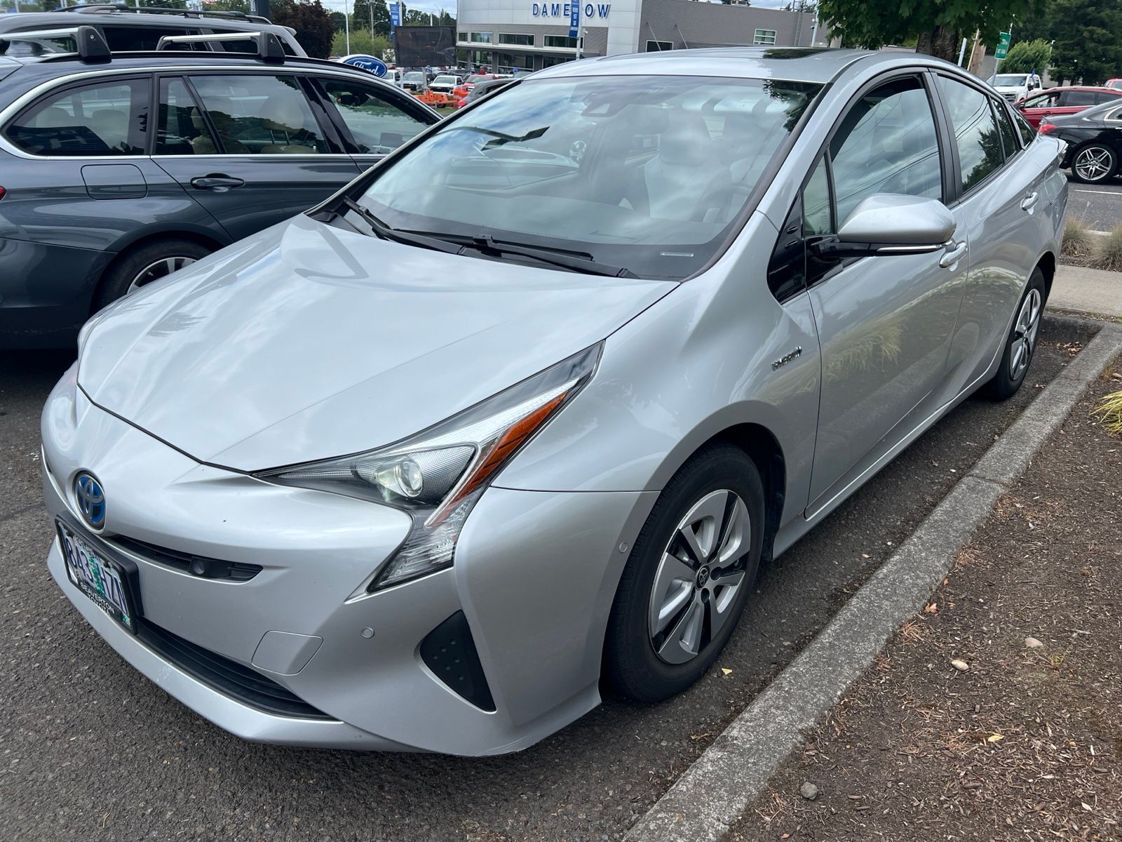 2016 TOYOTA PRIUS