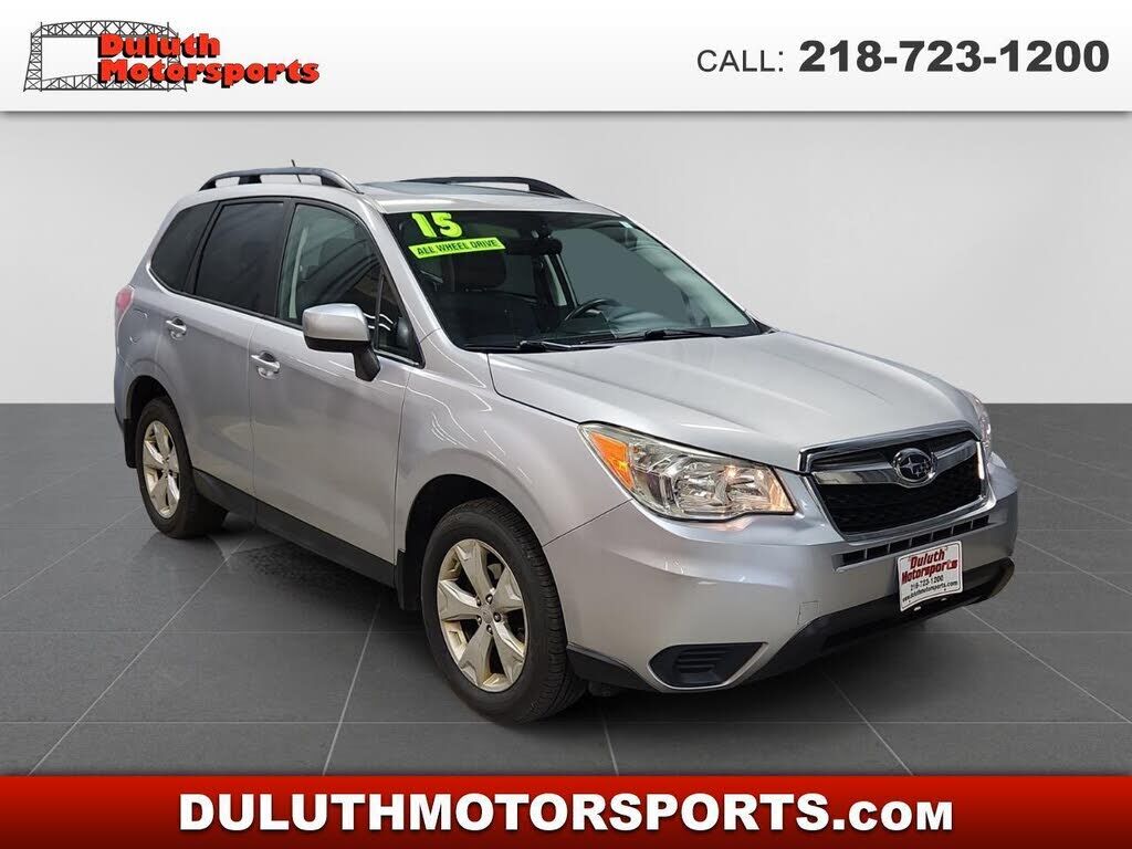 2015 SUBARU Forester