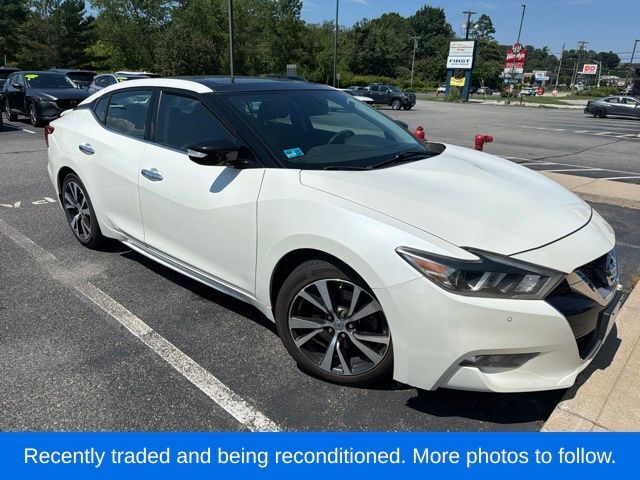 2017 NISSAN Maxima