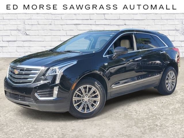 2017 CADILLAC XT5