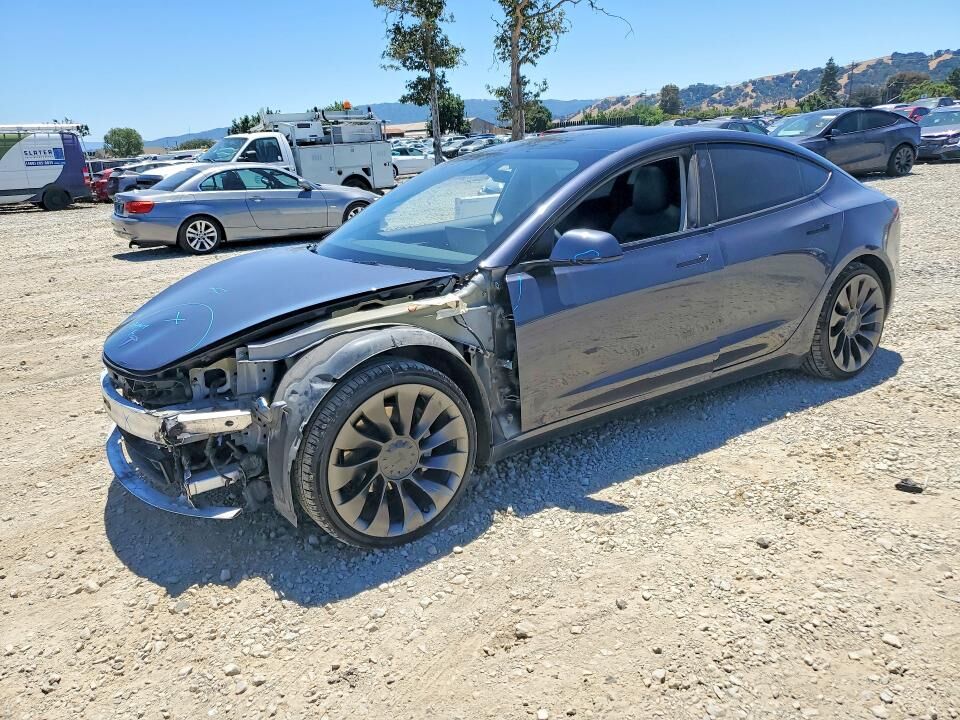 2023 TESLA Model 3