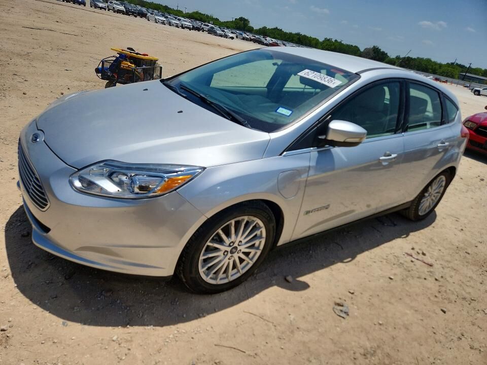 2017 FORD Focus