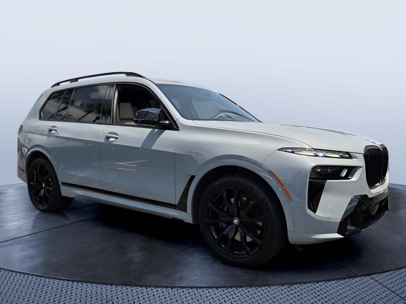 2024 BMW X7