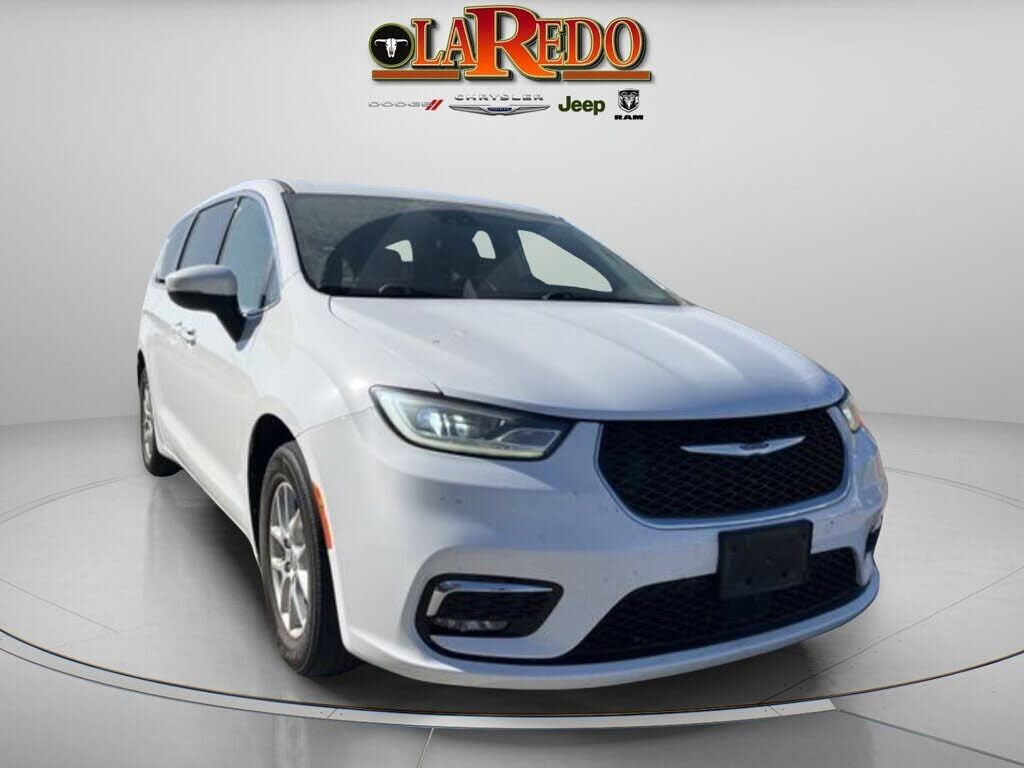 2023 CHRYSLER Pacifica