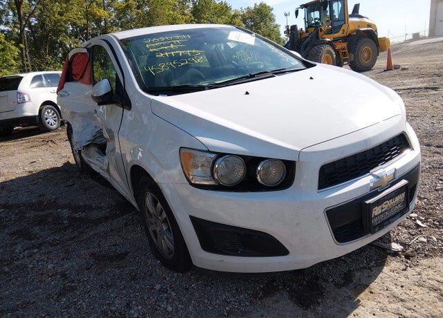 2013 CHEVROLET Sonic