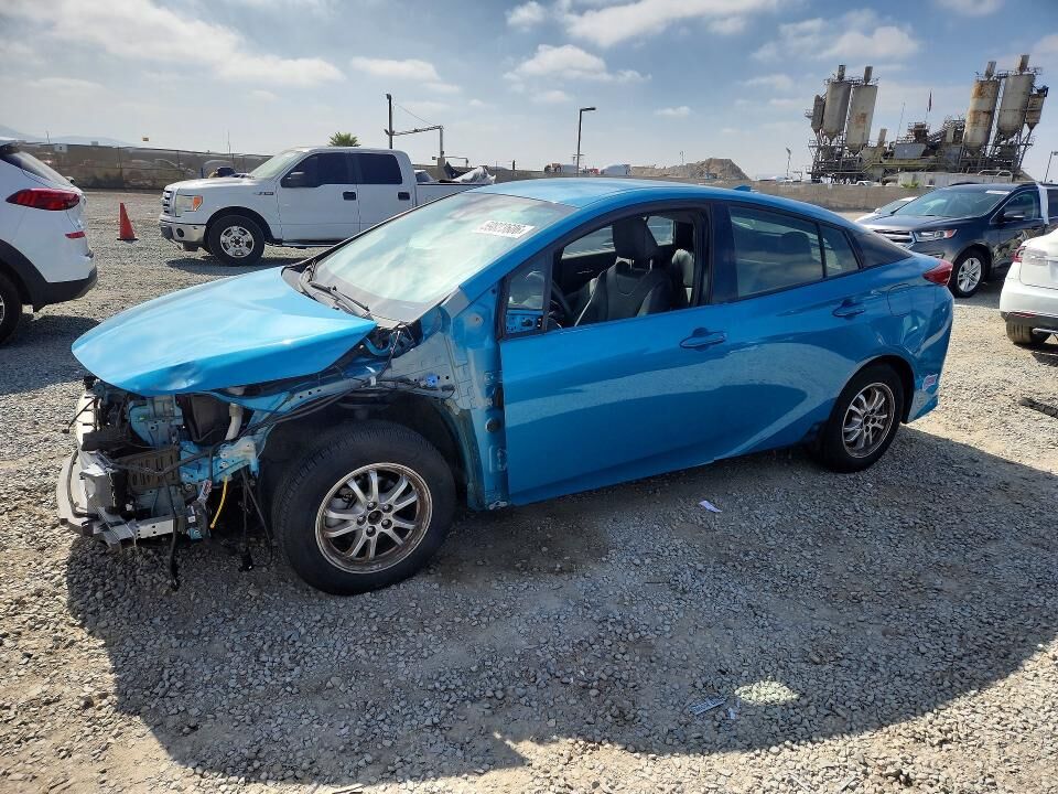 2019 TOYOTA Prius
