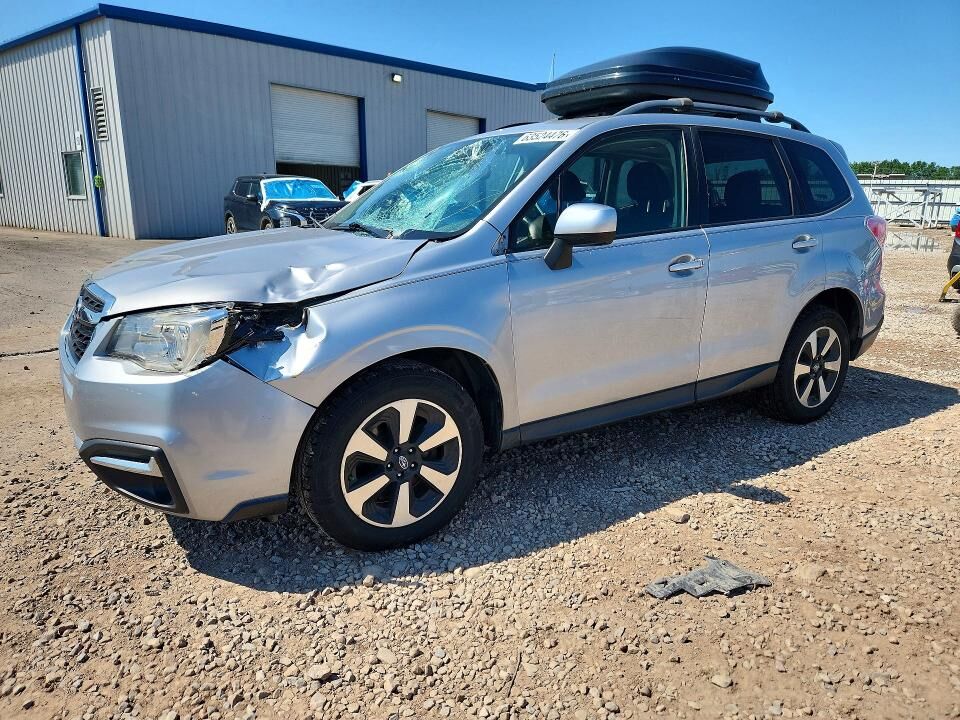 2018 SUBARU Forester