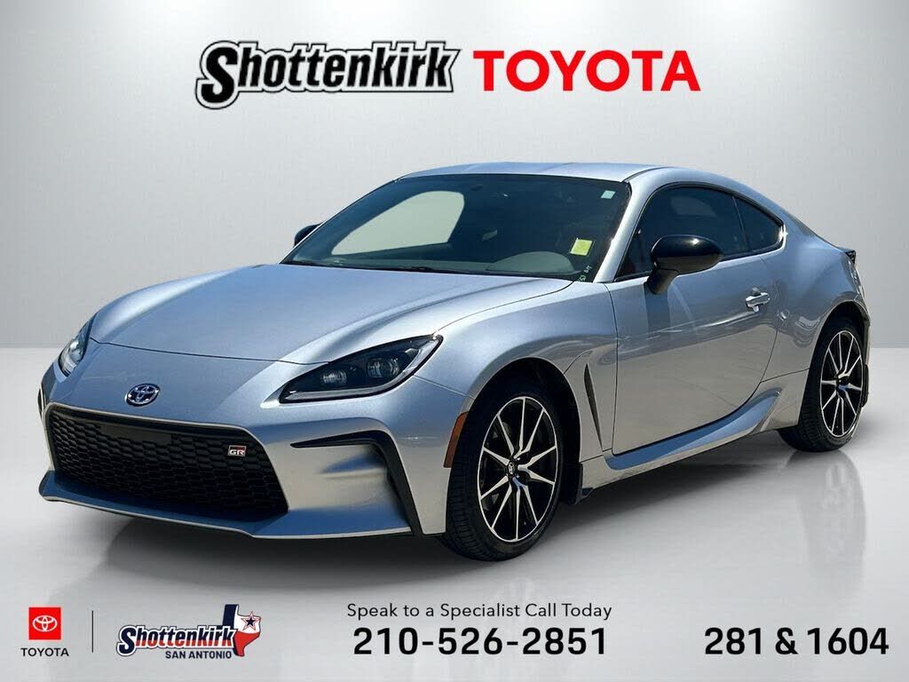 2023 TOYOTA GR86