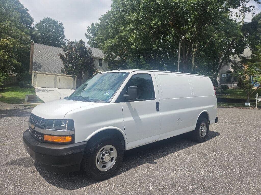 2019 CHEVROLET Express