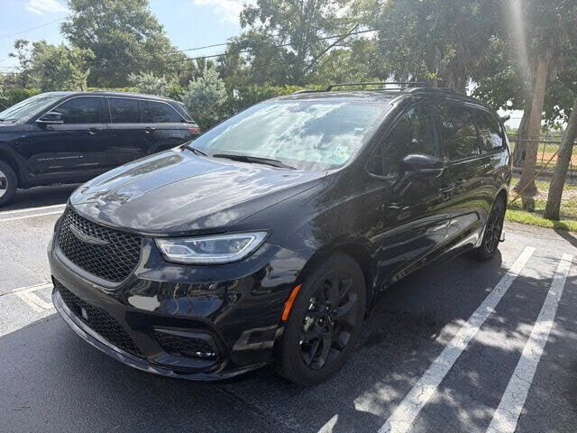 2025 CHRYSLER Pacifica