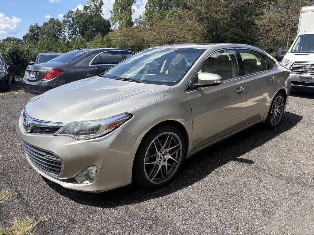 2014 TOYOTA Avalon