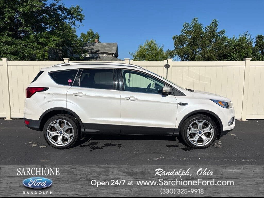 2019 FORD Escape