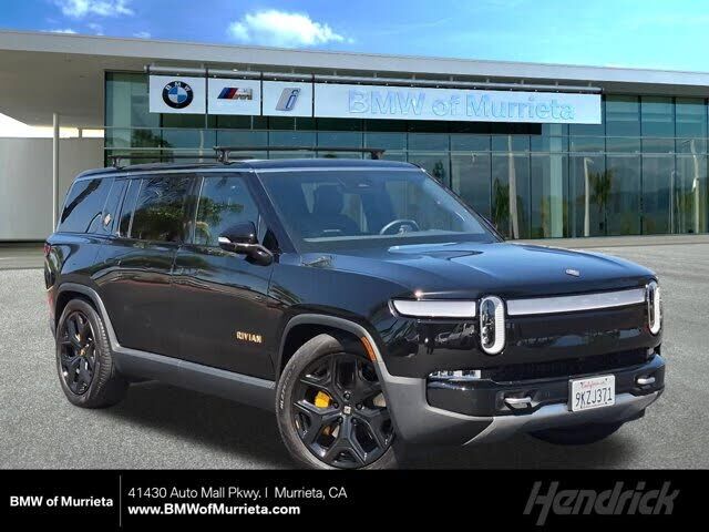 2023 RIVIAN R1S