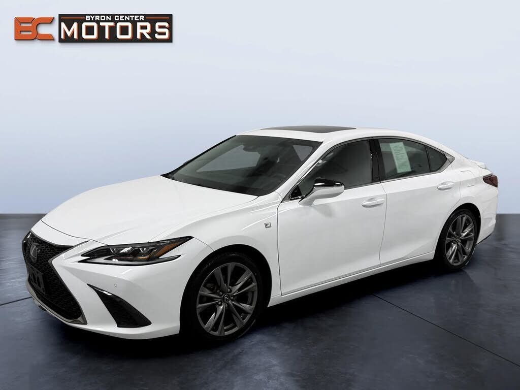 2019 LEXUS ES