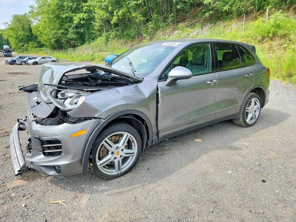 2017 PORSCHE Cayenne