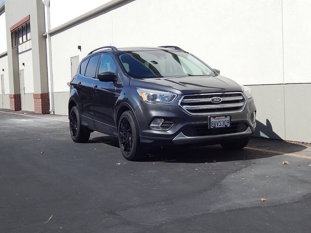 2018 FORD Escape