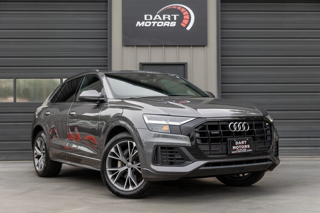 2020 AUDI Q8