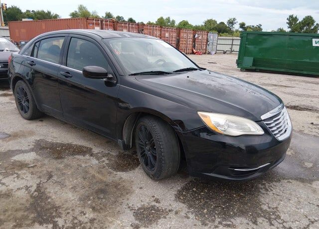 2012 CHRYSLER 200