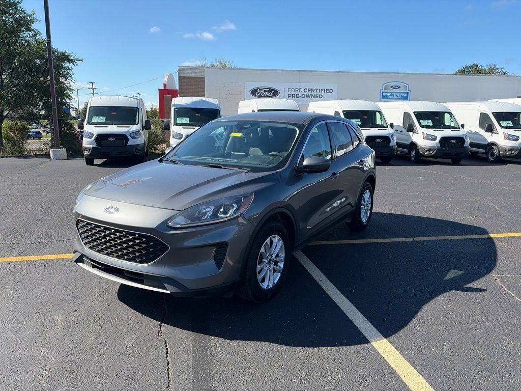 2021 FORD Escape