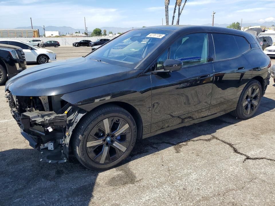 2024 BMW ix
