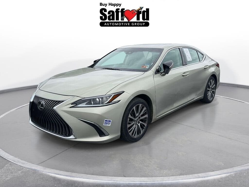 2020 LEXUS ES