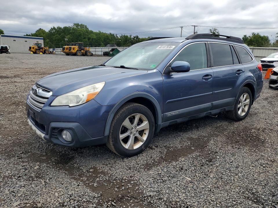 2014 SUBARU Outback