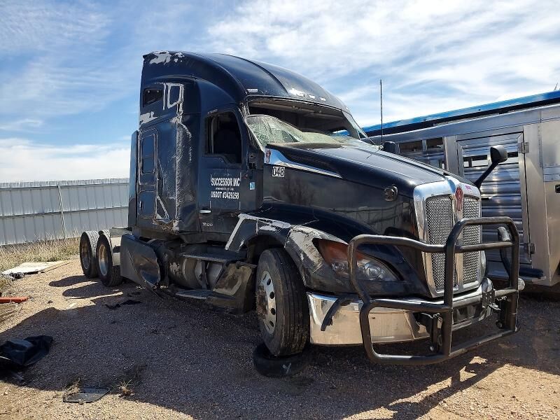 2023 KENWORTH T680