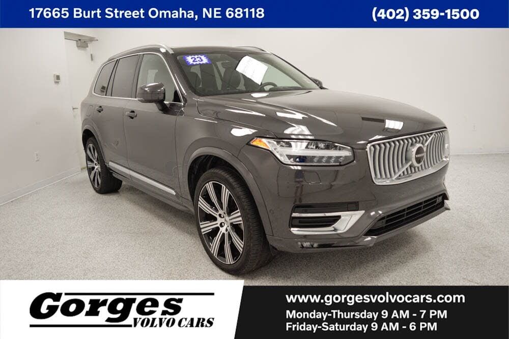 2023 VOLVO XC90