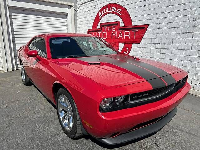 2013 DODGE Challenger