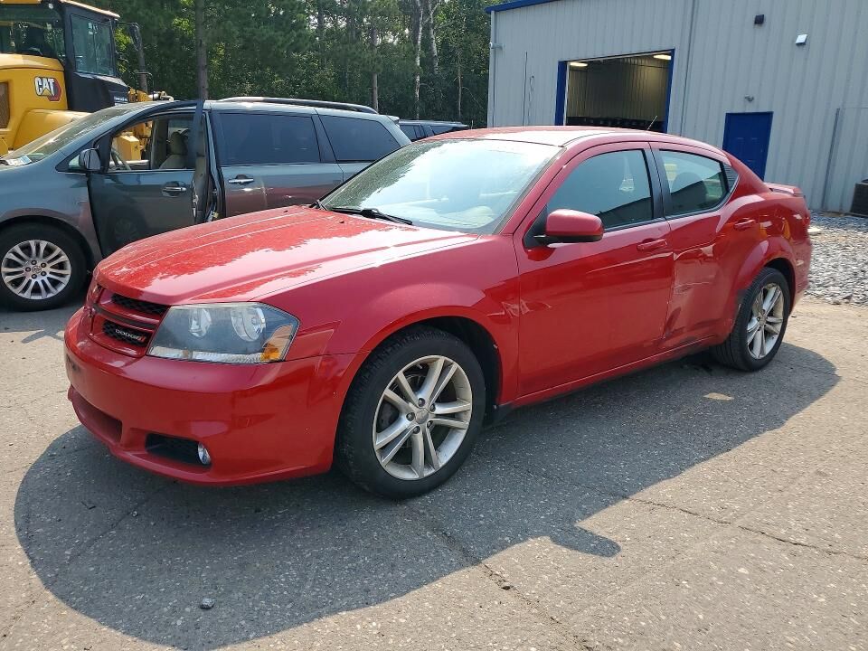 2013 DODGE Avenger
