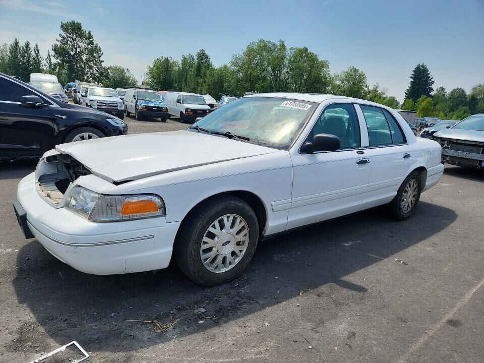 2004 FORD Crown Victoria