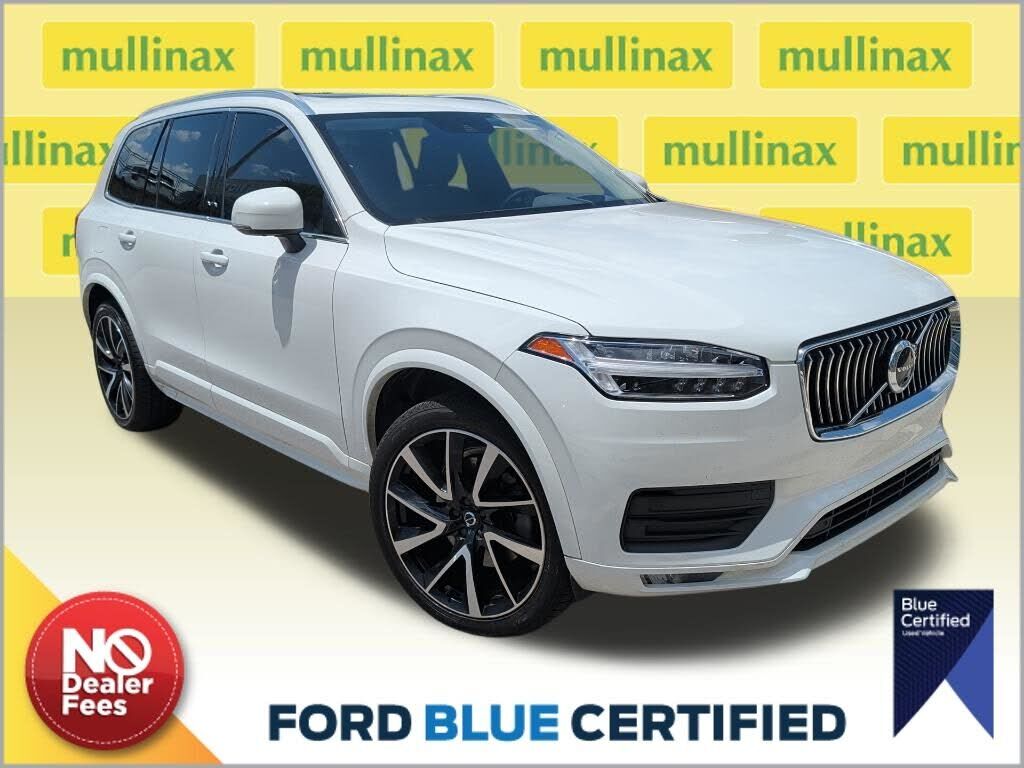 2022 VOLVO XC90