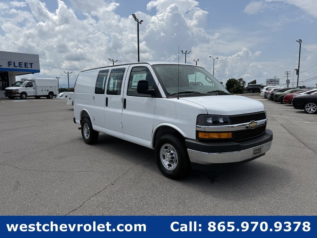 2026 CHEVROLET Express