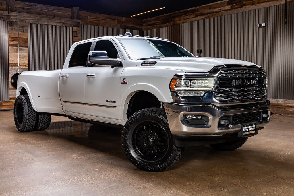 2022 RAM 3500
