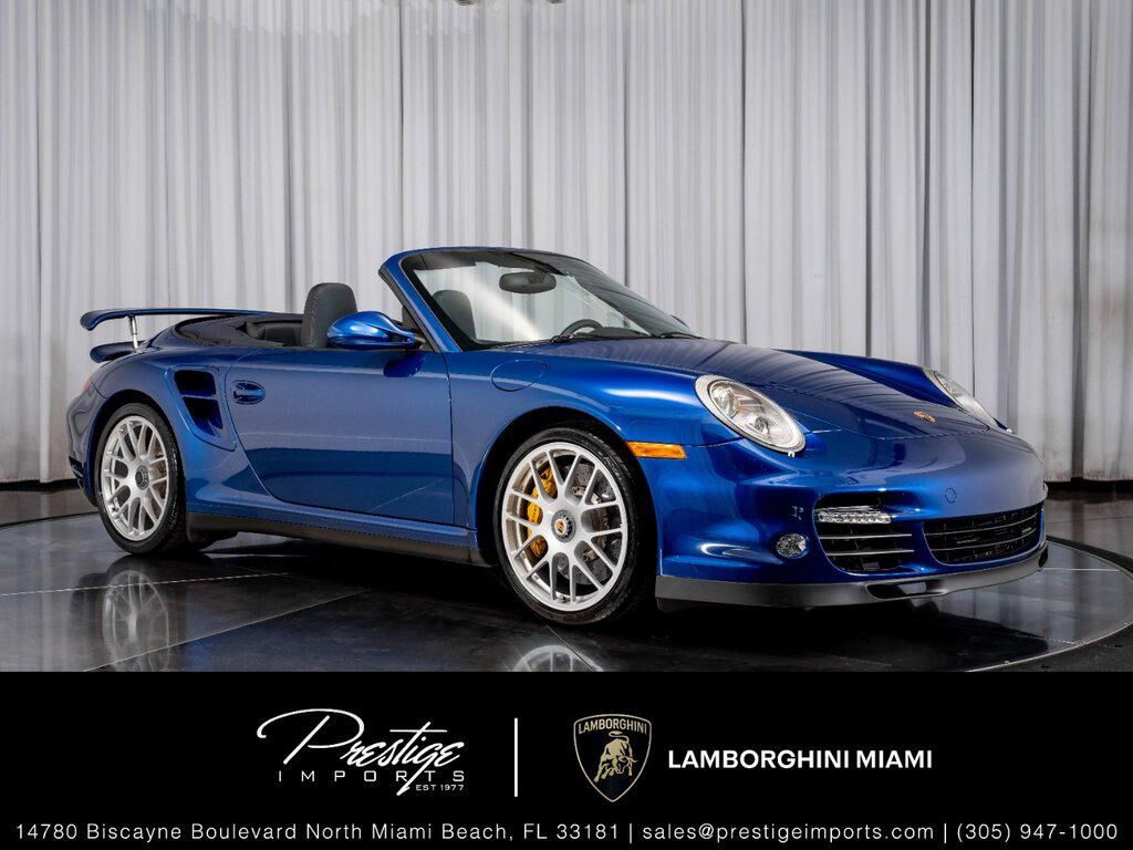 2011 PORSCHE 911