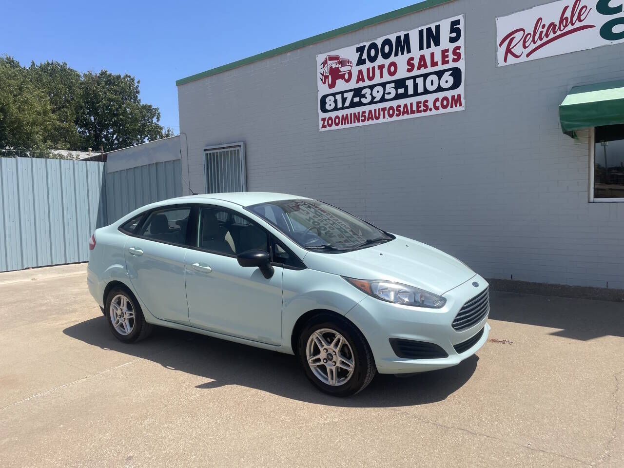 2017 FORD Fiesta