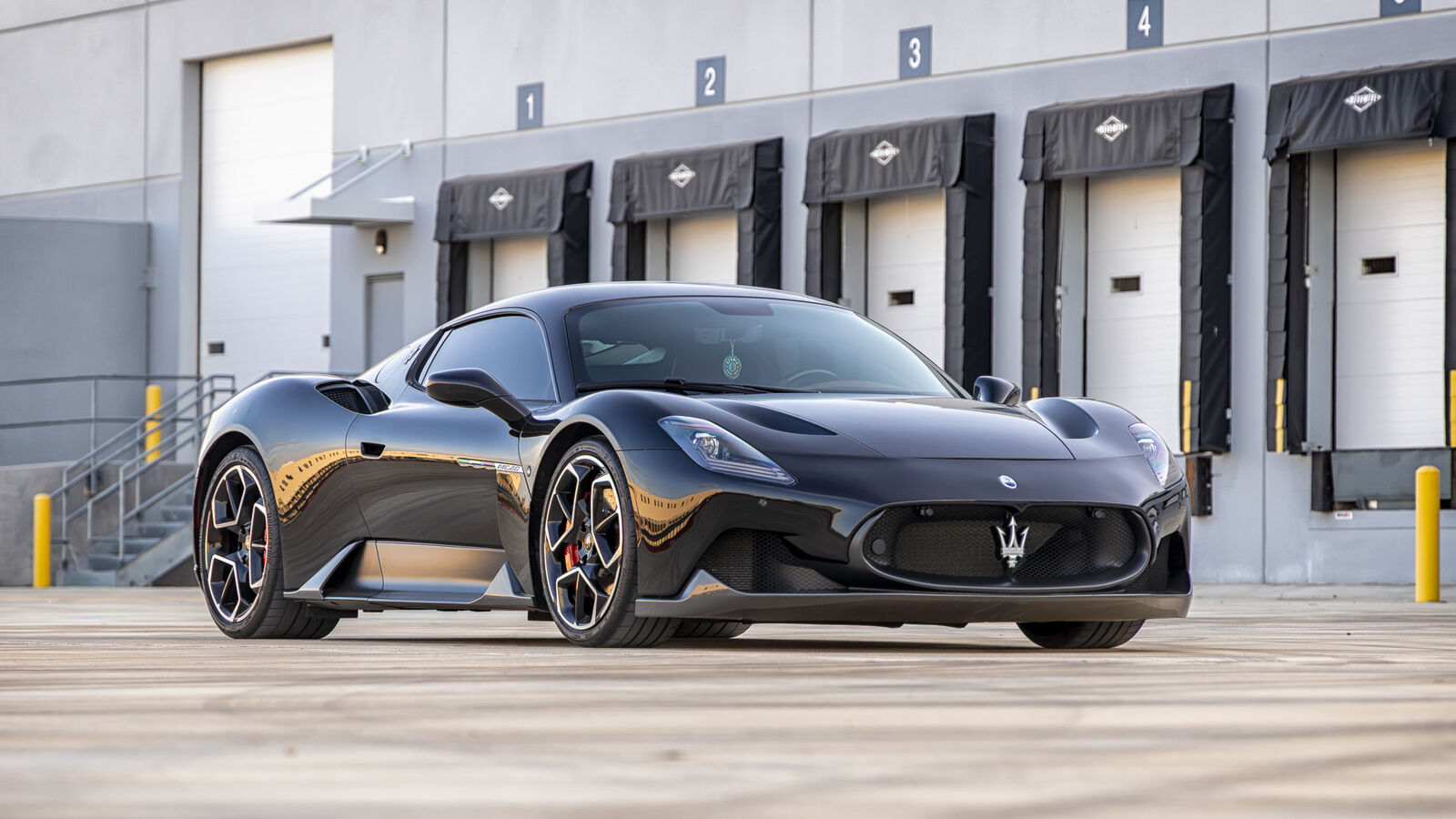 2022 MASERATI MC20