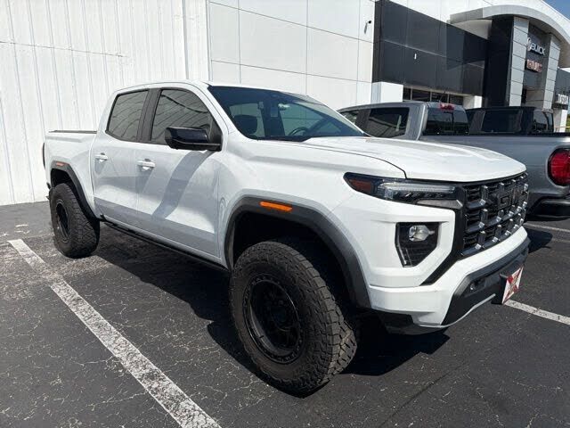 2023 GMC Canyon