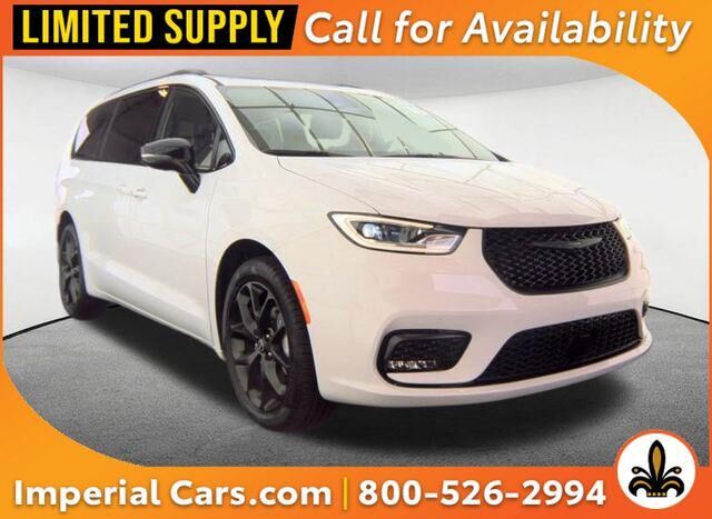 2025 CHRYSLER Pacifica