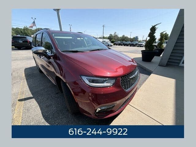 2023 CHRYSLER Pacifica