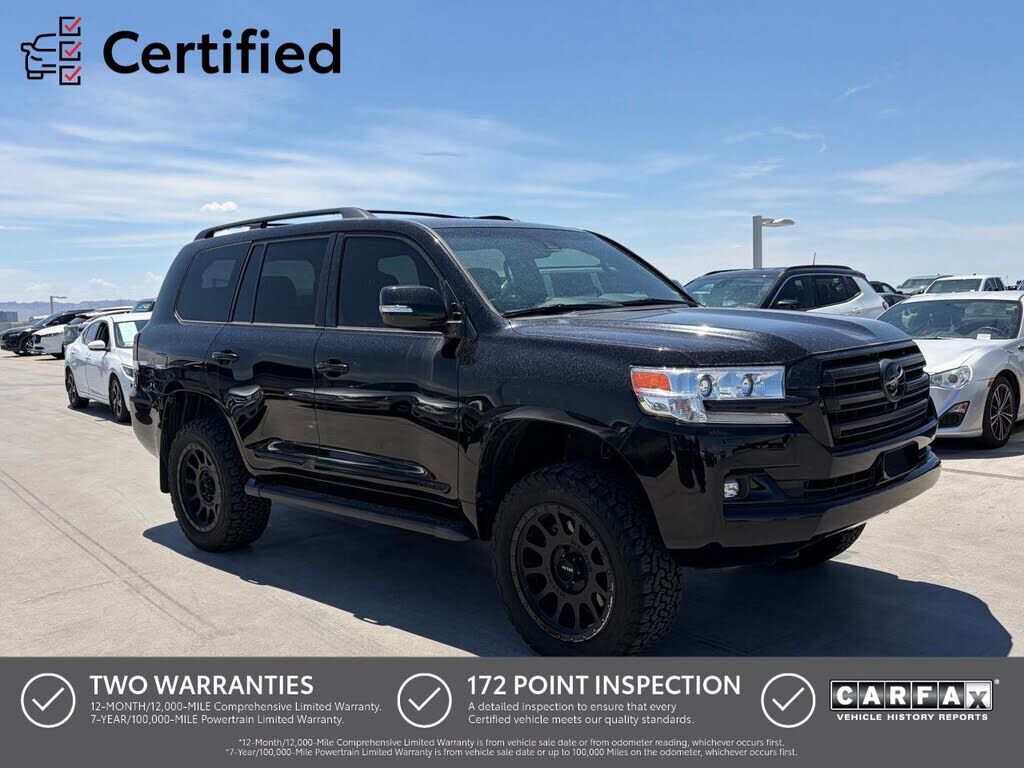 2021 TOYOTA Land Cruiser