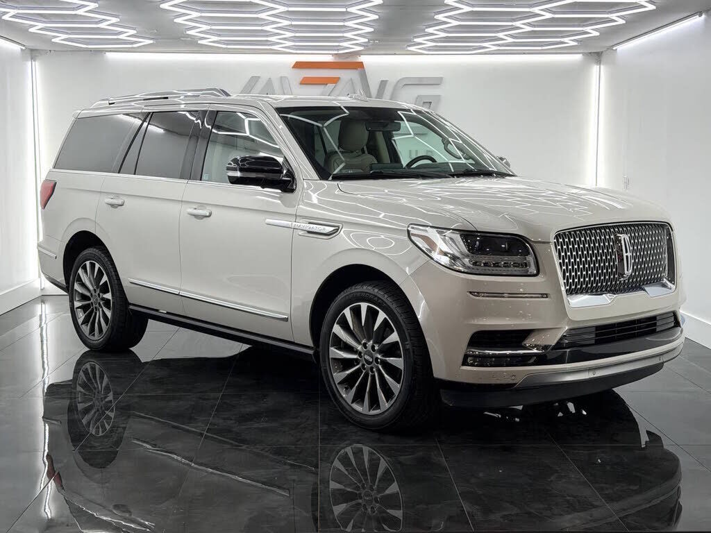 2019 LINCOLN Navigator