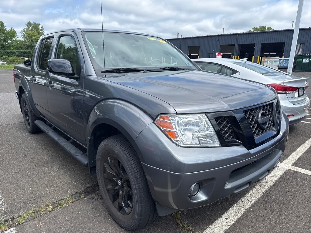 2021 NISSAN Frontier