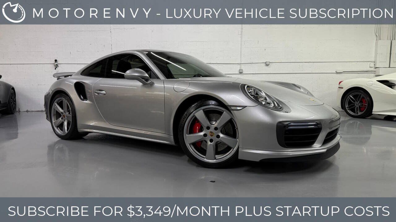 2017 PORSCHE 911