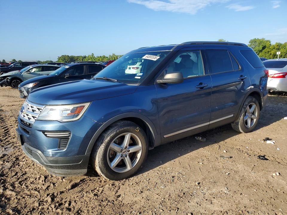 2018 FORD Explorer