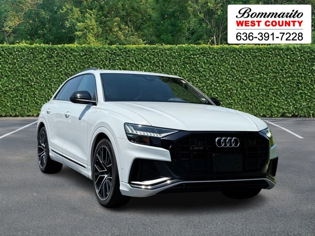 2022 AUDI SQ8