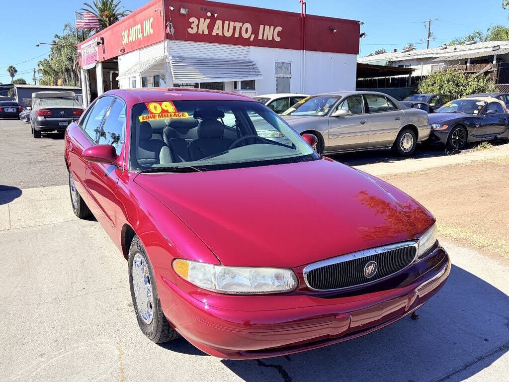 2004 BUICK Century