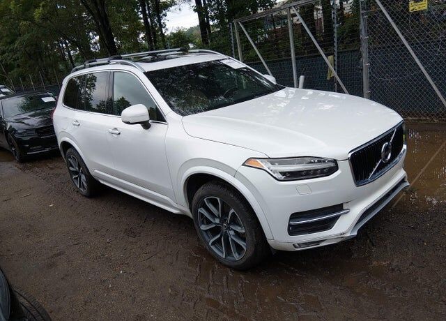 2016 VOLVO XC90