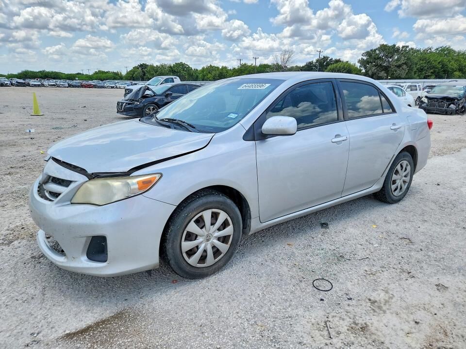 2011 TOYOTA Corolla